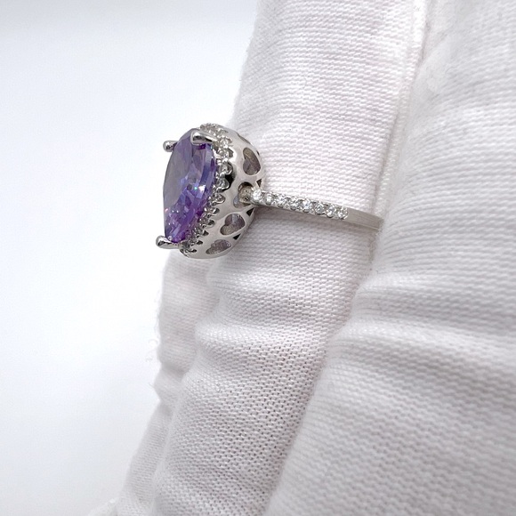Sale $18 Firm! .925 Sterling Silver Lavender CZ Ring - Picture 9 of 14